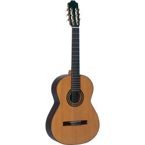 Guitarra clsica ADMIRA modelo VIRTUOSO