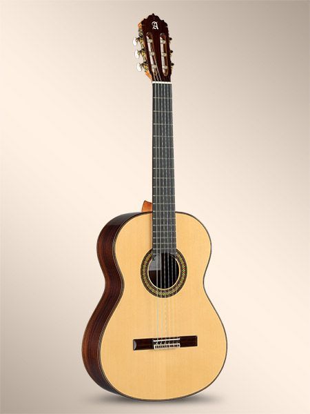 Guitarra clsica ALHAMBRA modelo 7PA