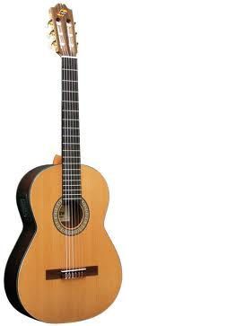 Guitarra clsica electrificada ADMIRA modelo VIRTUOSO E